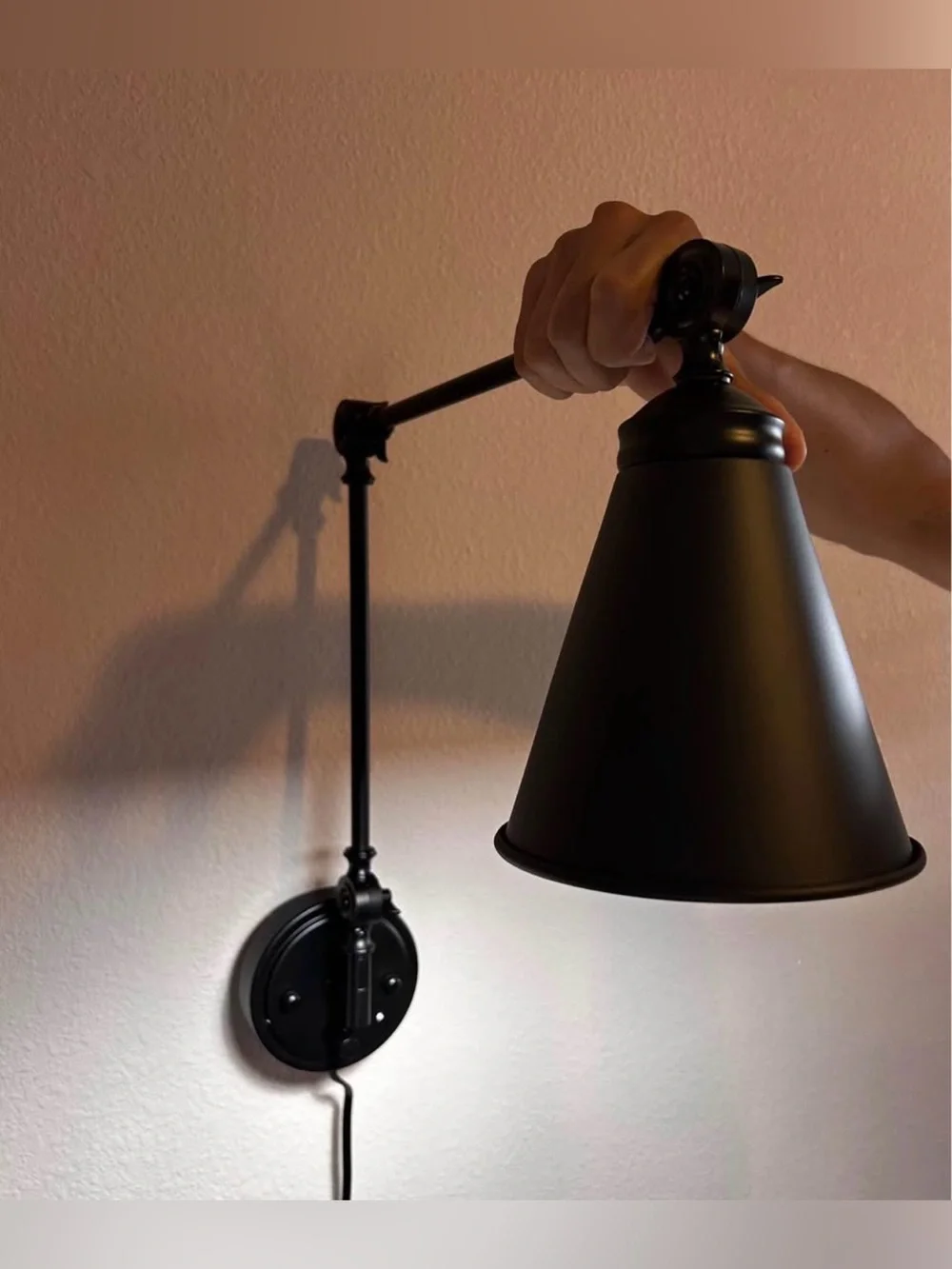 Vintage Adjustable Swing Arm Wall Lamp – Foldable Black Wall Light